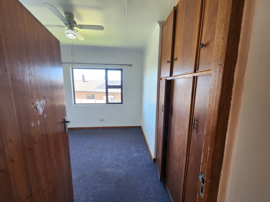 4 Bedroom Property for Sale in Dana Bay Western Cape